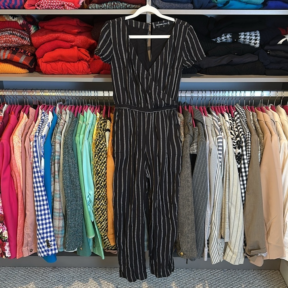 Abercrombie & Fitch black/white striped short sleeve 2 pocket jumpsuit size XS